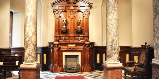 entrancehall1